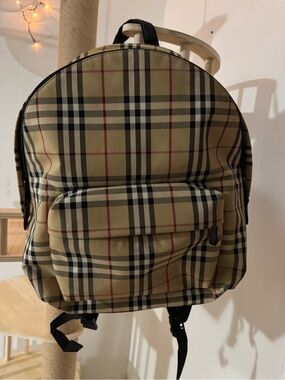 burberry jett backpack like new